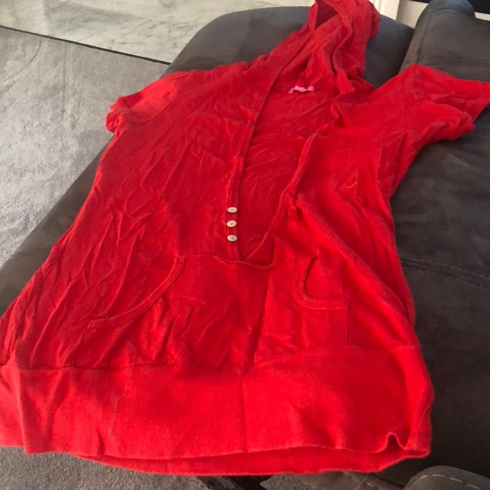 Short sleeve cotton shirt by Lola 100percent cotton red 3 button. Xl